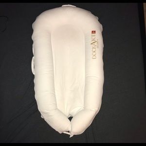 Used infant dockatot